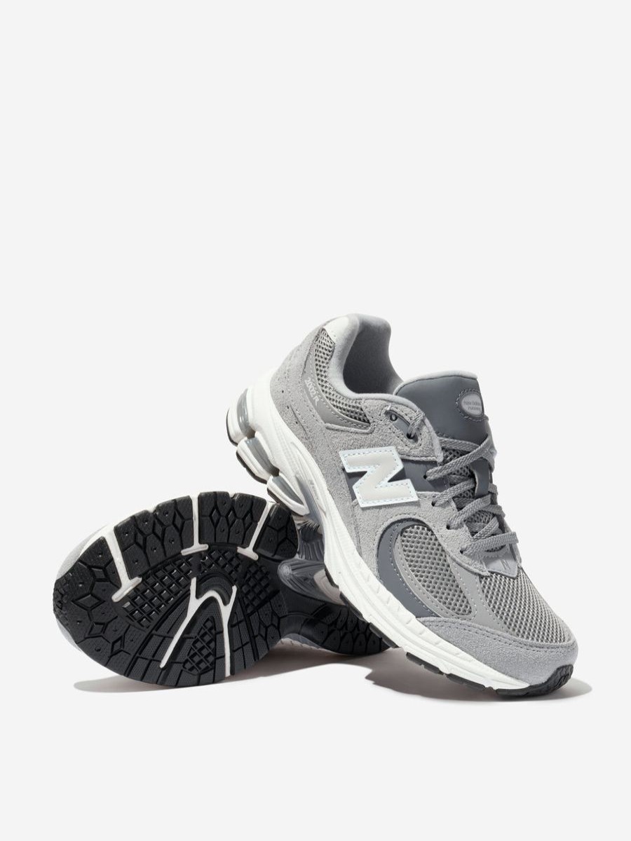 Girls New Balance Sneakers | New Balance - Kids 2002 Lace Up Logo Trainers In Grey | Childsplay Clothing