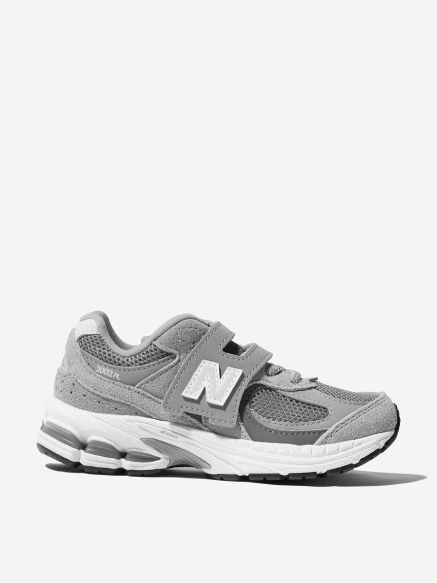 Girls New Balance Sneakers | New Balance - Kids 2002 Lace Up Logo Trainers In Grey | Childsplay Clothing