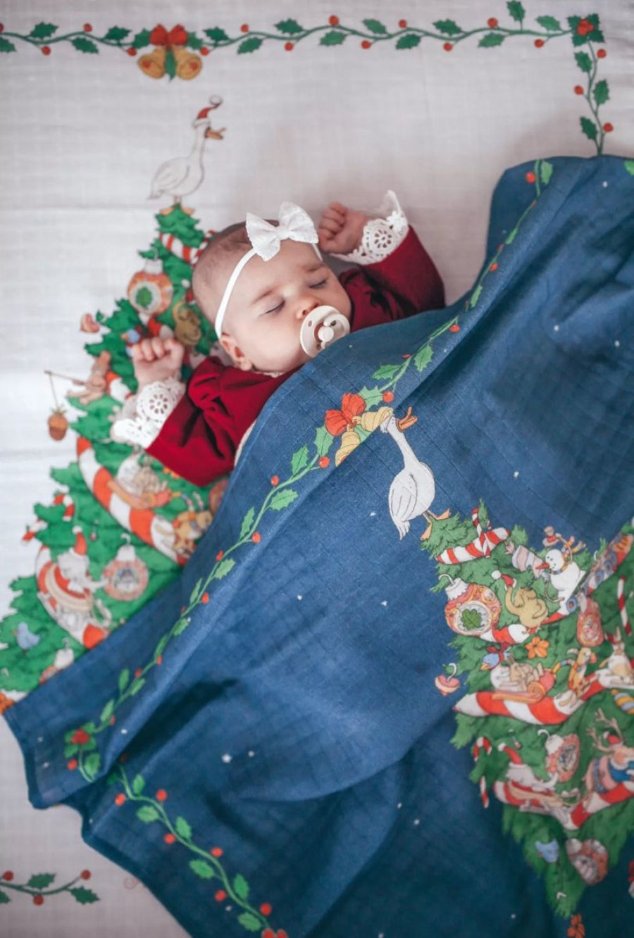 Baby Atelier Choux Blankets | Baby Christmas Eve Swaddle In Blue