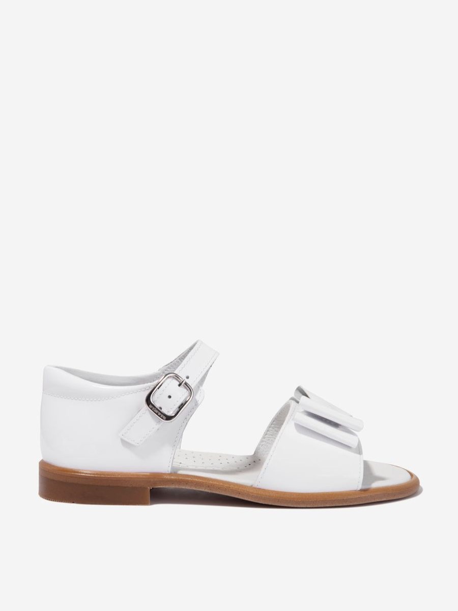 Baby Andanines Shoes | Andanines - Girls Patent Leather Bow Sandals In White | Childsplay Clothing